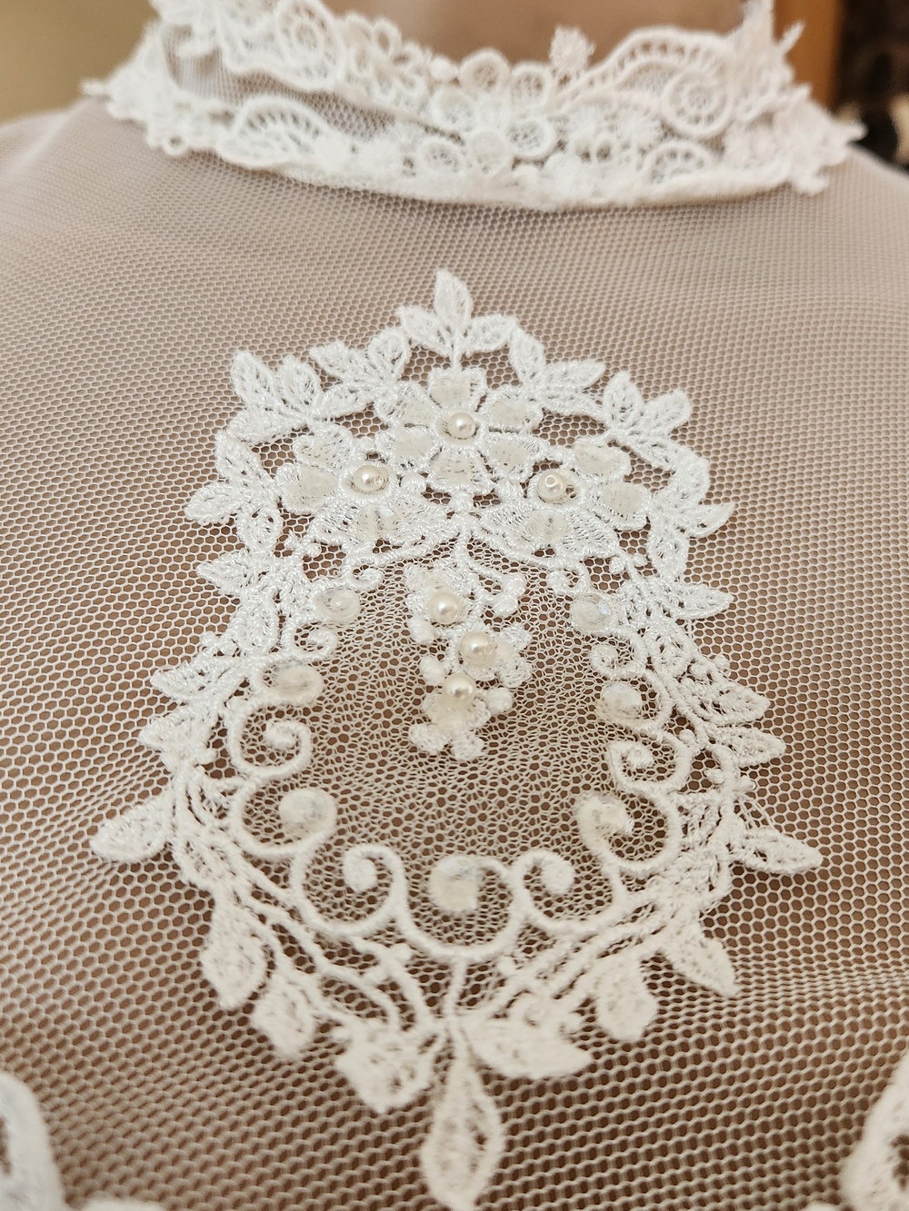 Vintage 70s Bridallure Pearl & Lace Victorian Wedding Gown Set - Picture 9 of 15